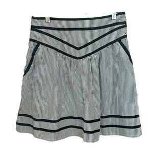 KIMCHI BLUE Women's Size S Gray/Black Seersucker Skirt with Pockets.